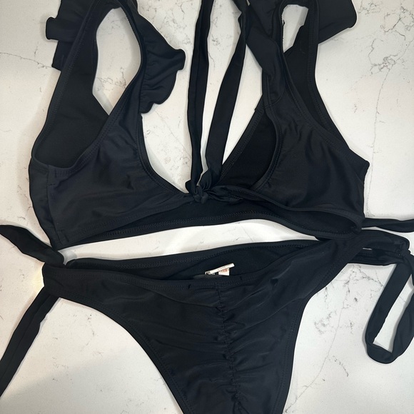 Missguided Bikini - Picture 3 of 6